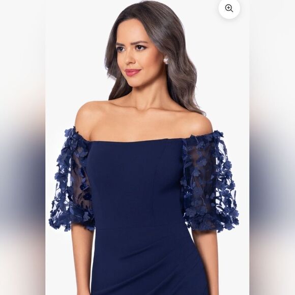 XSCAPE Melanie 3D Floral Sleeve Scuba Crepe Gown NWT size 8 Navy Blue - Picture 3 of 6